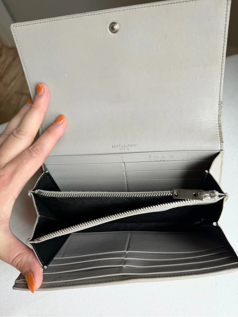 Saint Laurent authentic saint